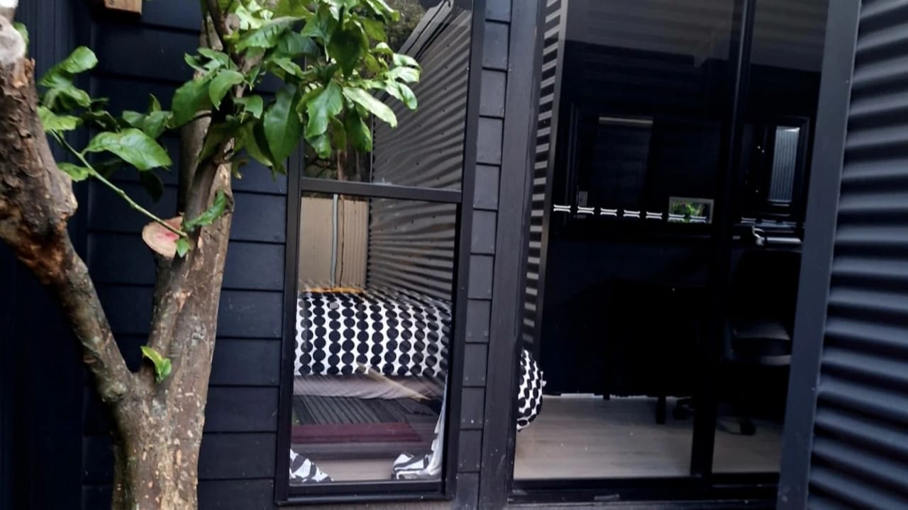 Furnished room granny flat for rent