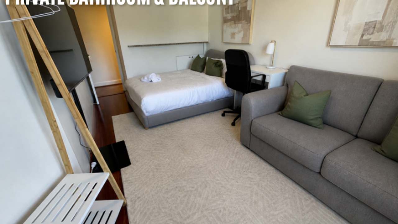 Furnished room with own bathroom