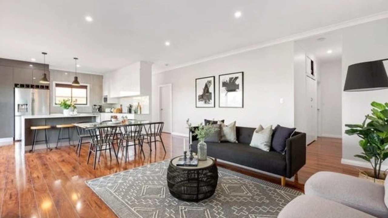 Unfurnished room with own bathroom