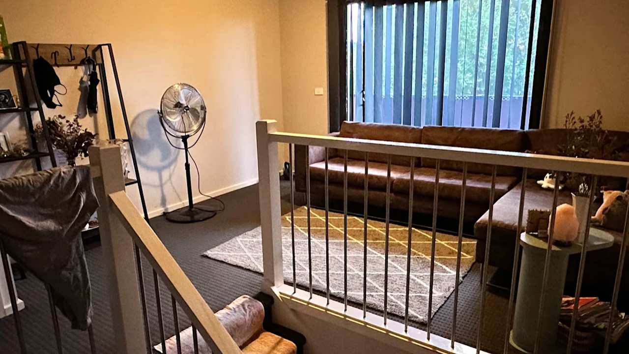 Furnished room in a share house