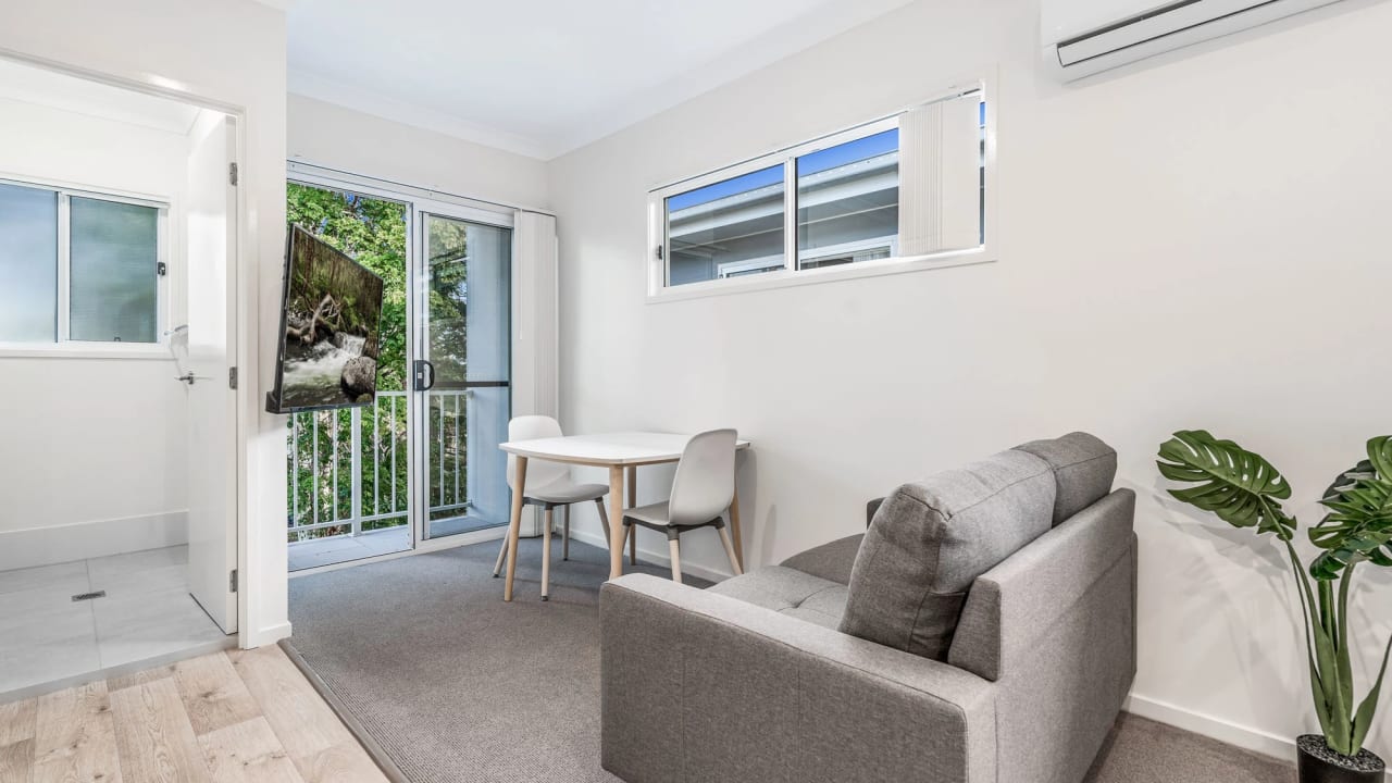 Furnished room studio flat for rent