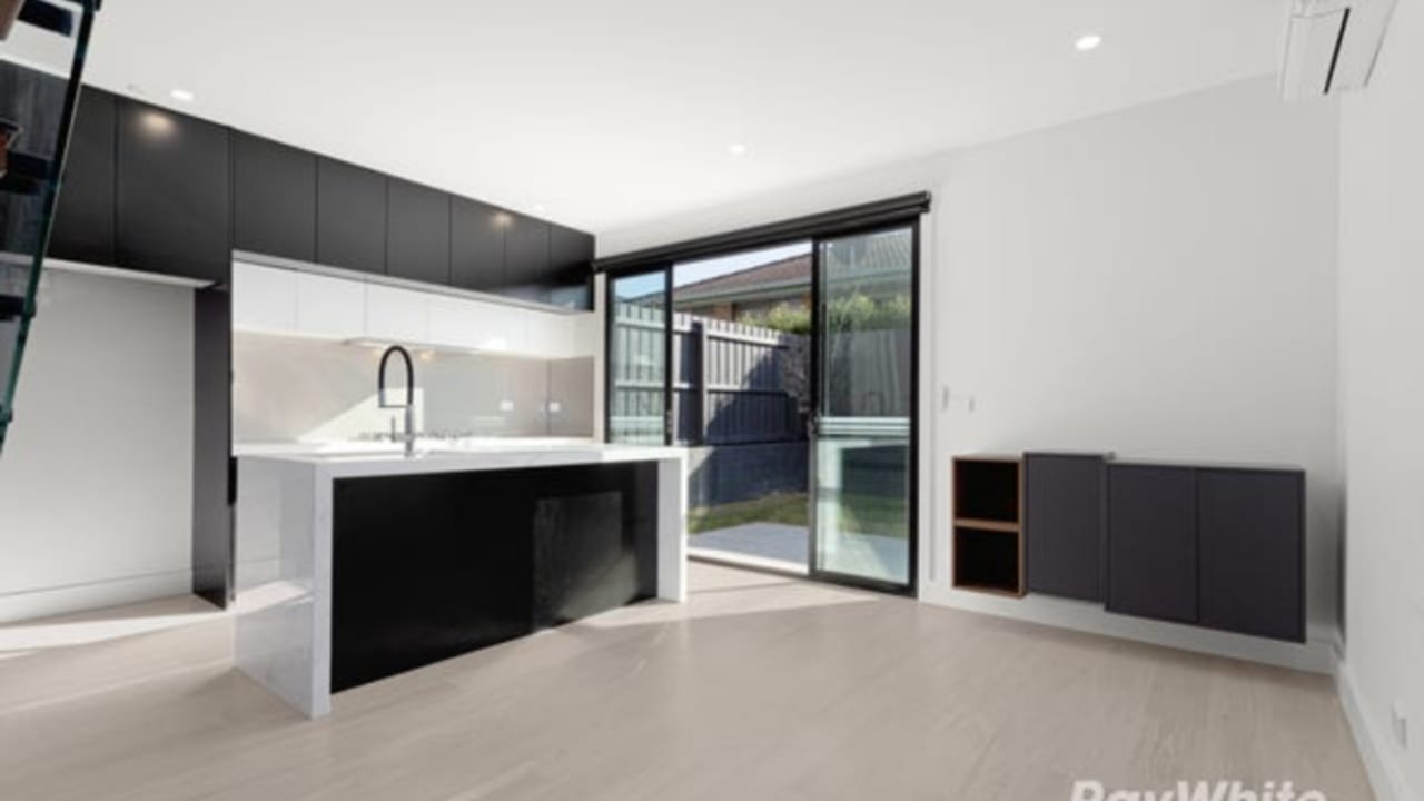 Unfurnished room in a share house
