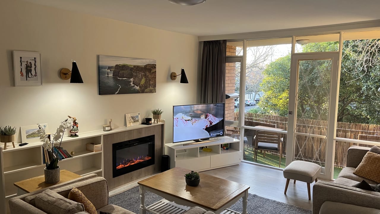 Whole property with 1 room for rent
