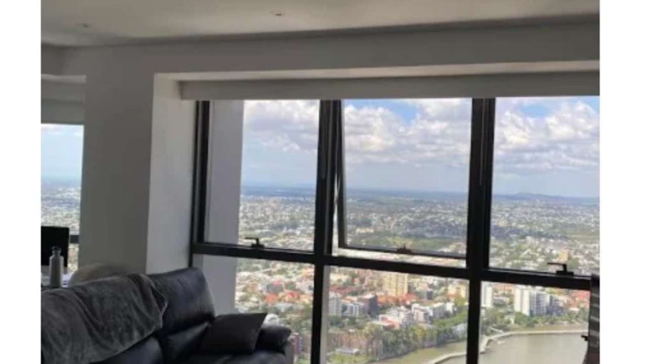 Unfurnished room with own bathroom