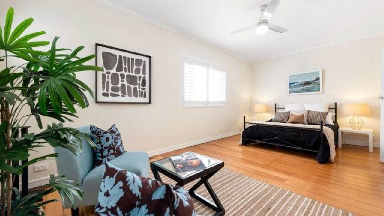Furnished room with ensuite in a share house