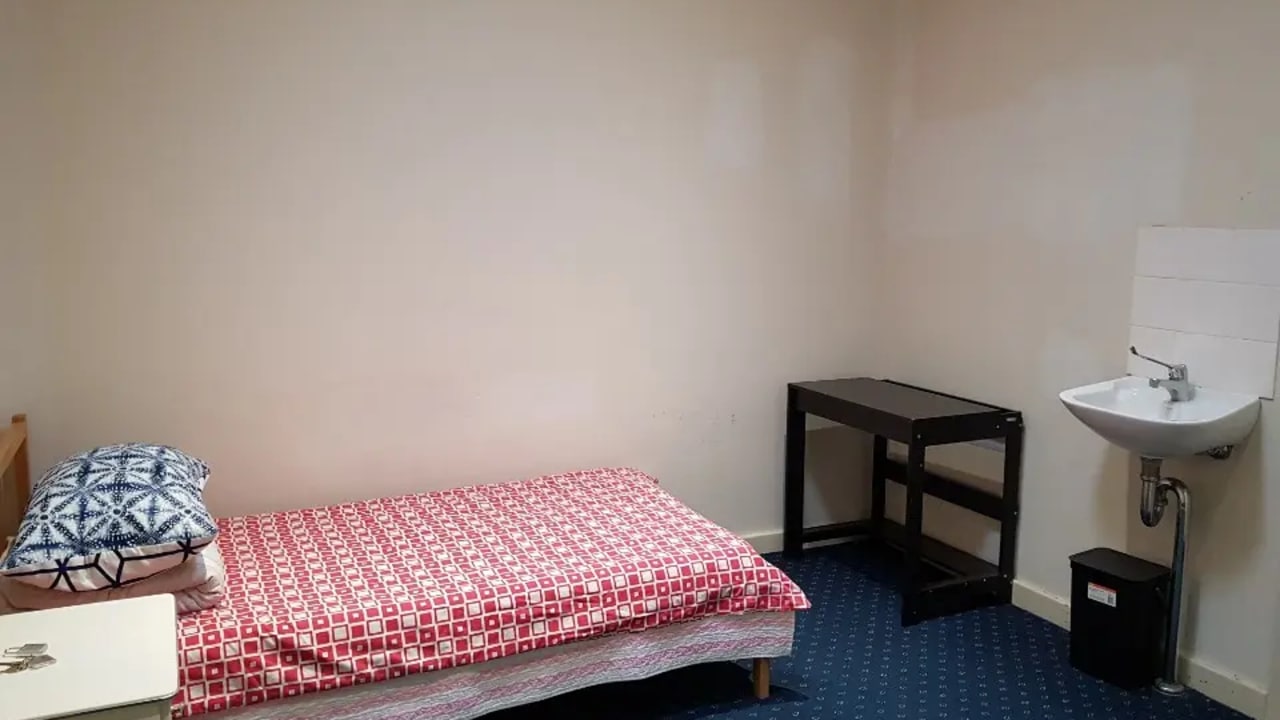 Furnished room in a share house