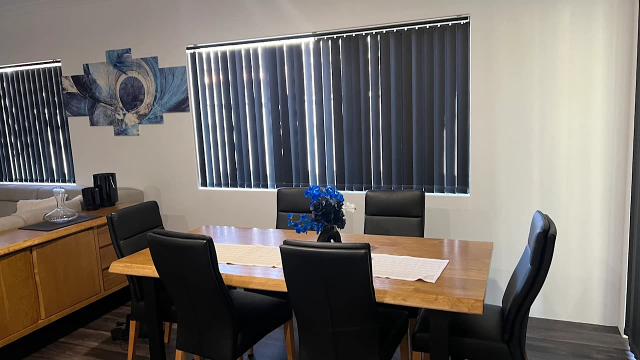 Room in a share house