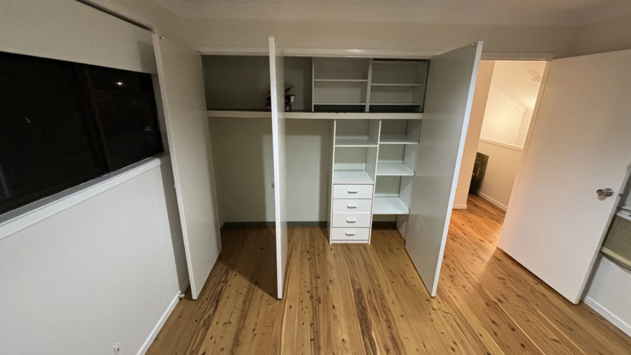 Unfurnished room in a share house