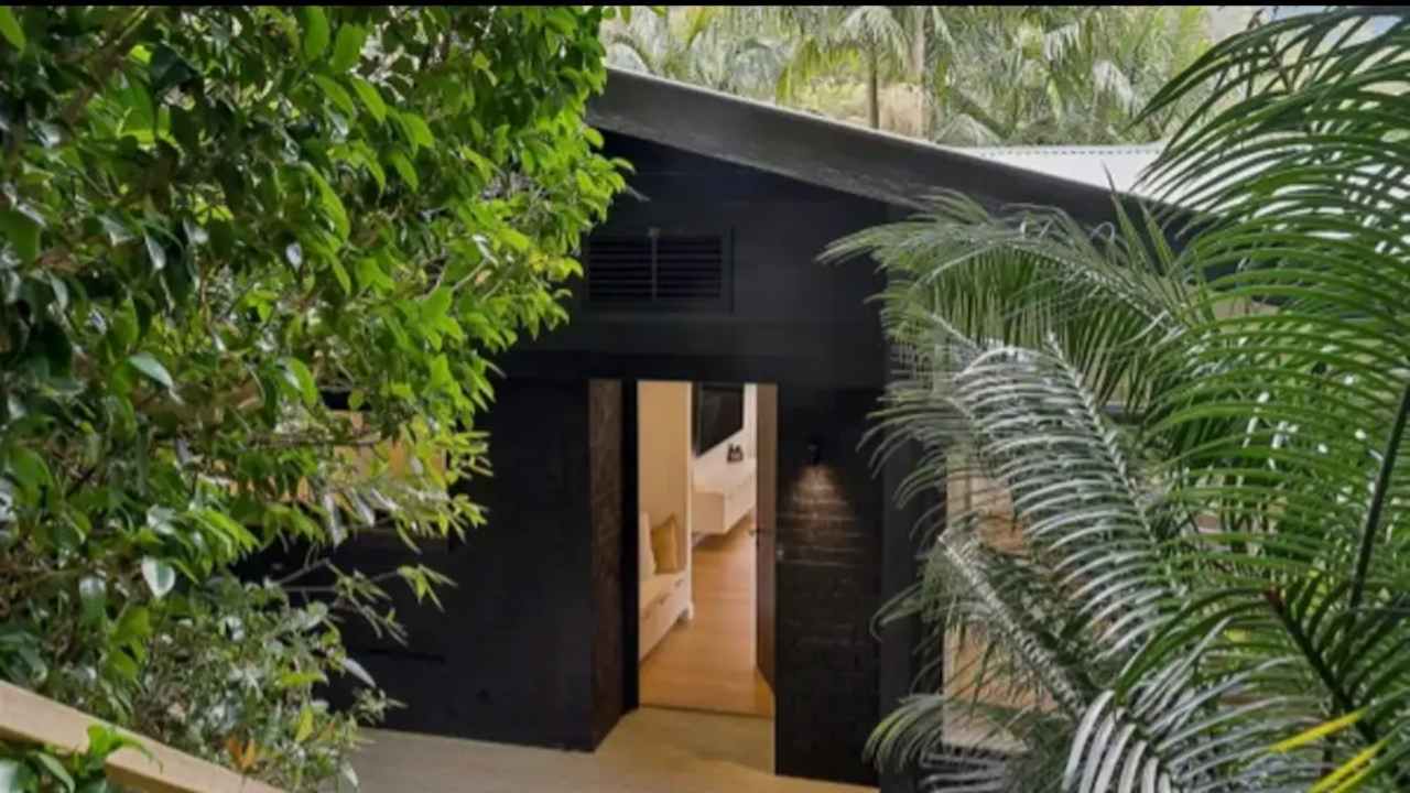 Room with ensuite in a share house