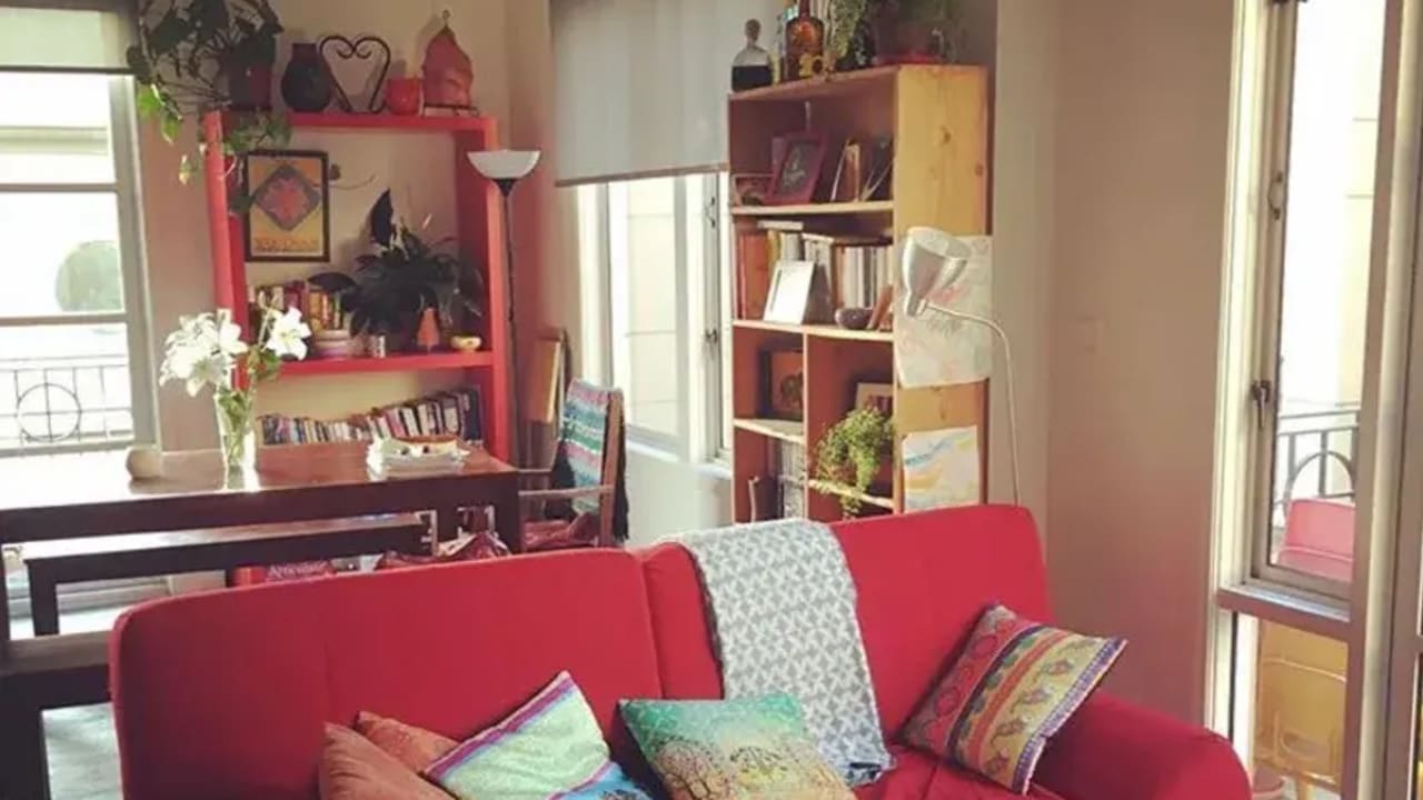 Furnished room in a flatshare