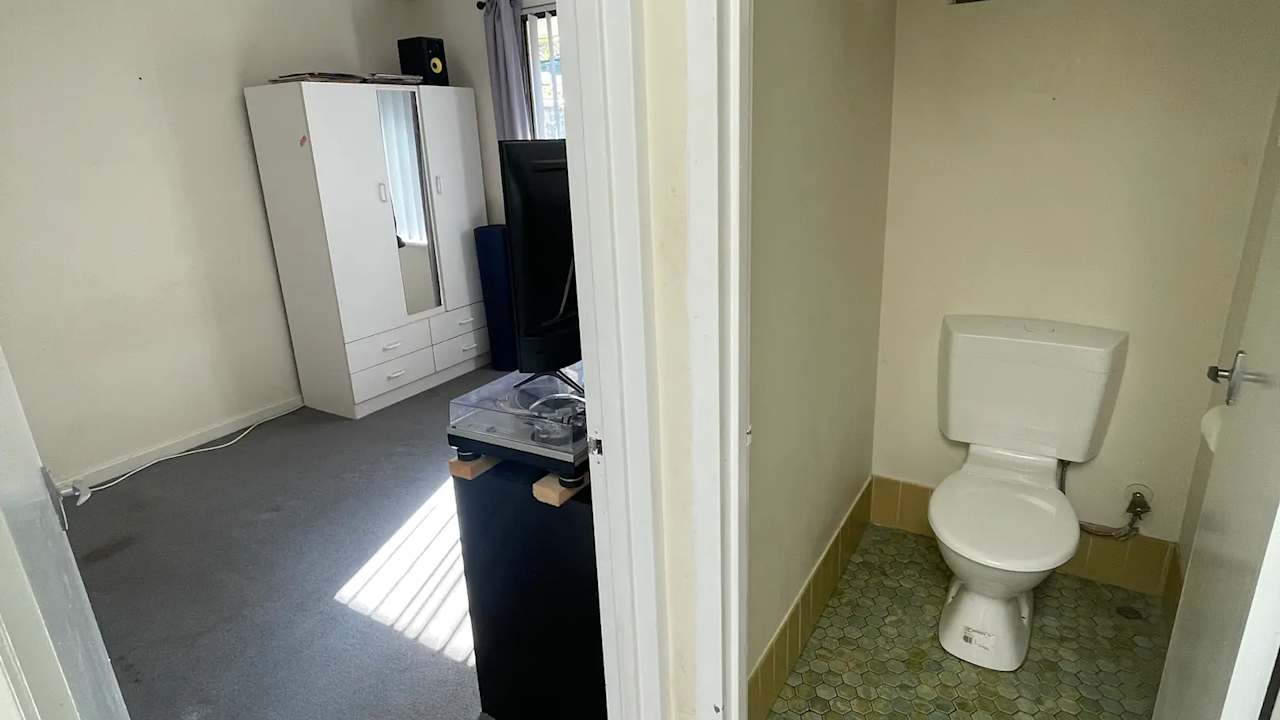Room in a flatshare