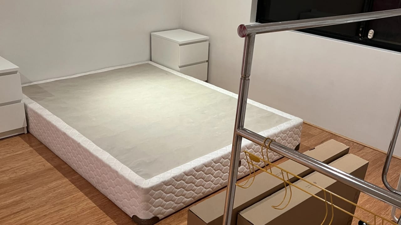 Furnished room with own bathroom
