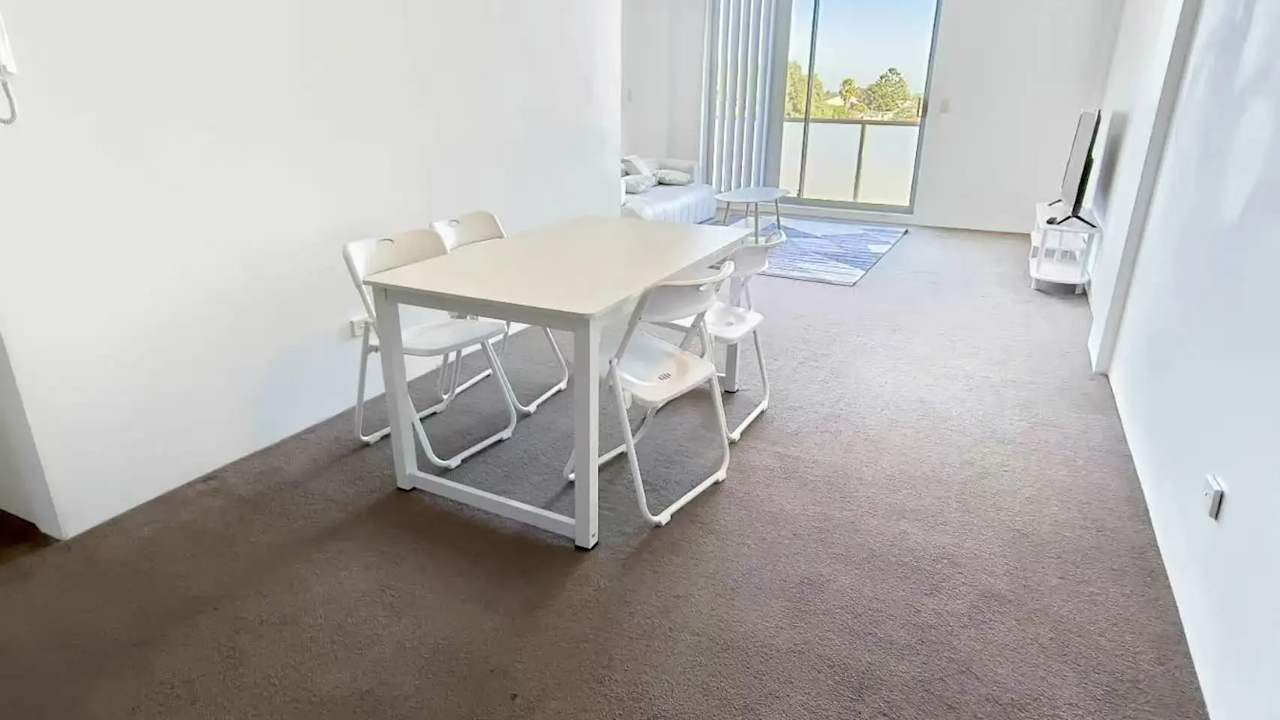 Whole property with 2 rooms for rent