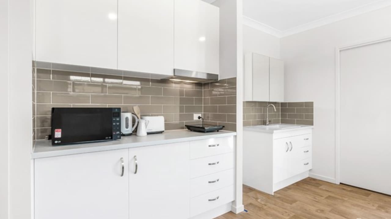 Furnished room studio flat for rent