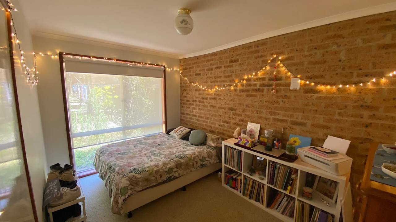 Room in a share house