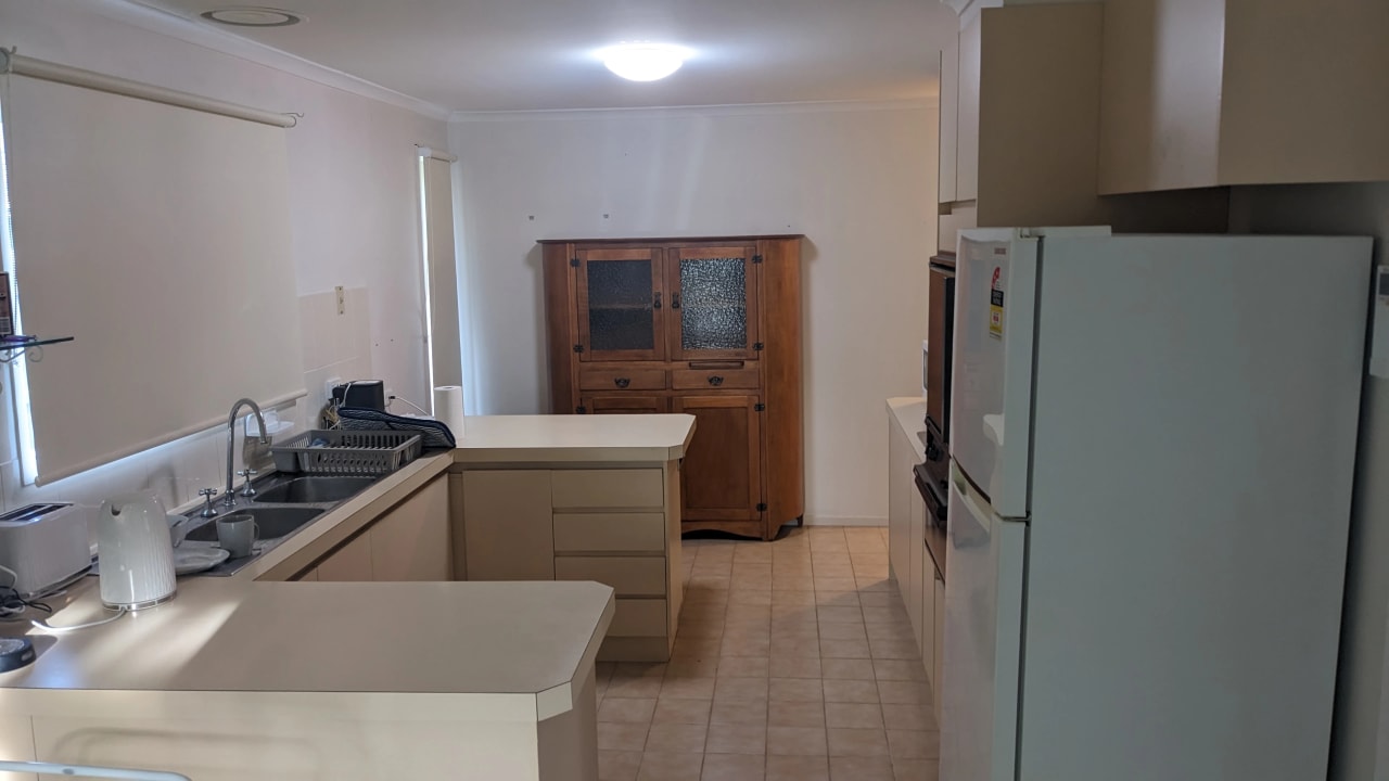 Unfurnished room in a share house