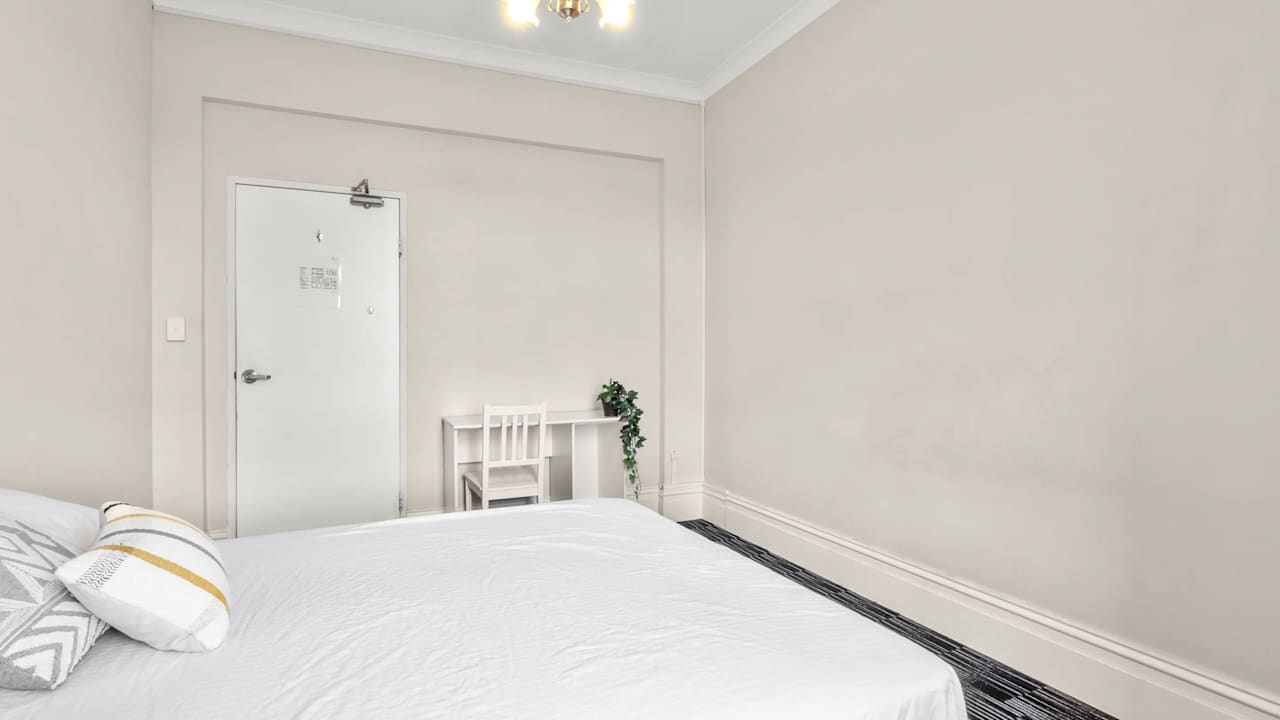 Furnished room with own bathroom