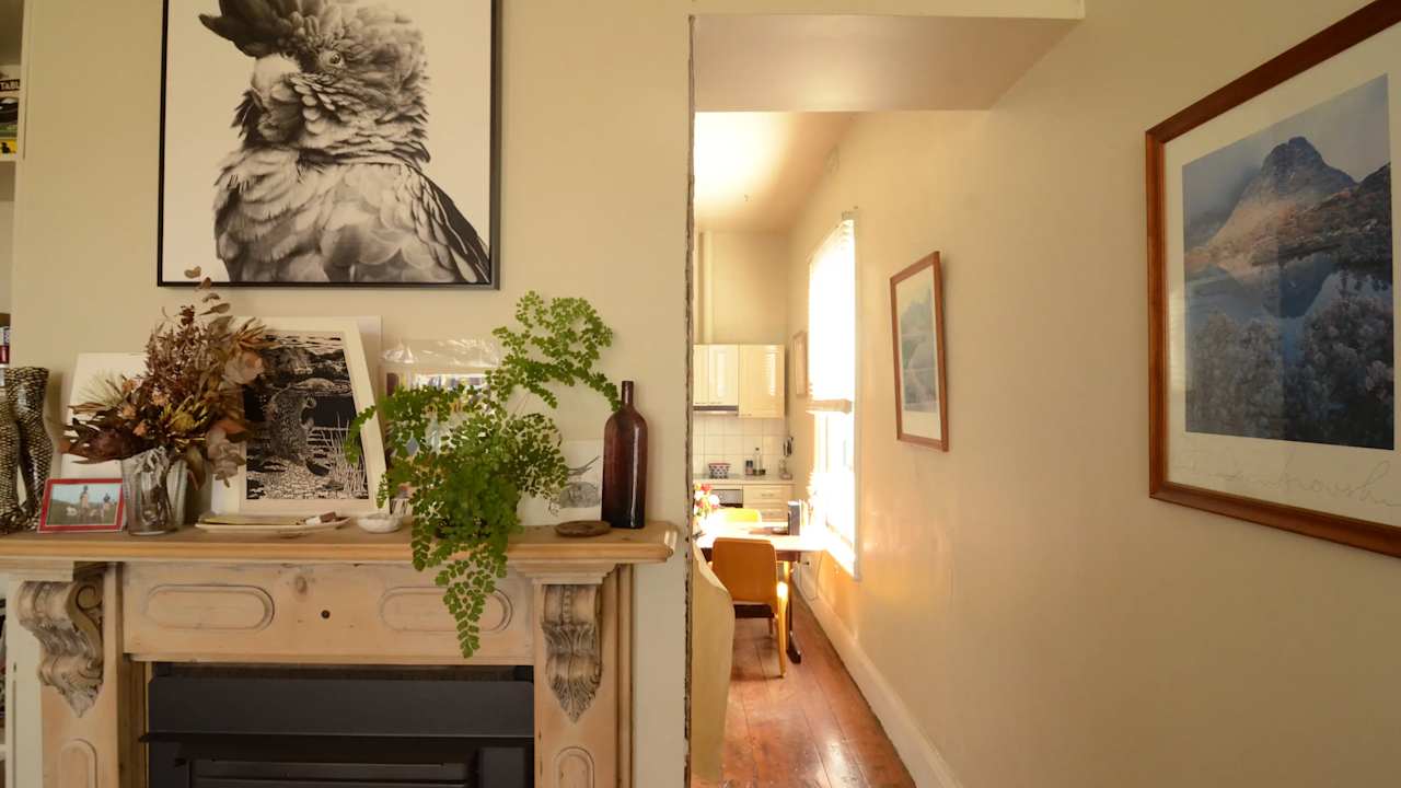 Room in a share house