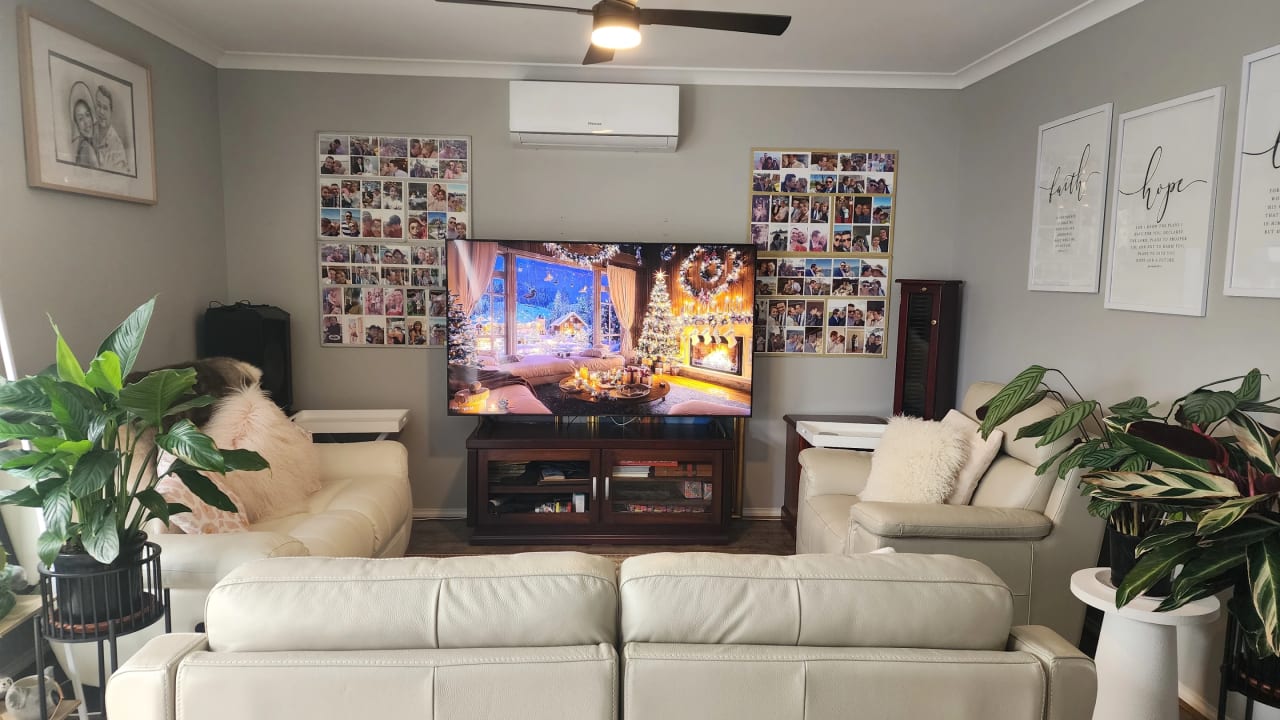 Furnished room with ensuite in a share house