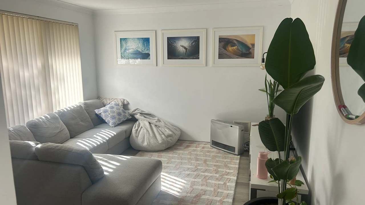 Room in a share house