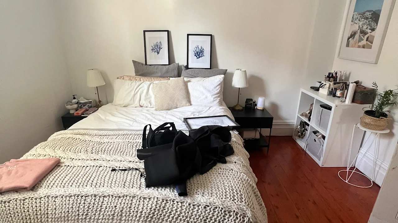 Unfurnished room in a share house