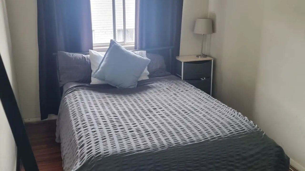Whole property with 2 rooms for rent