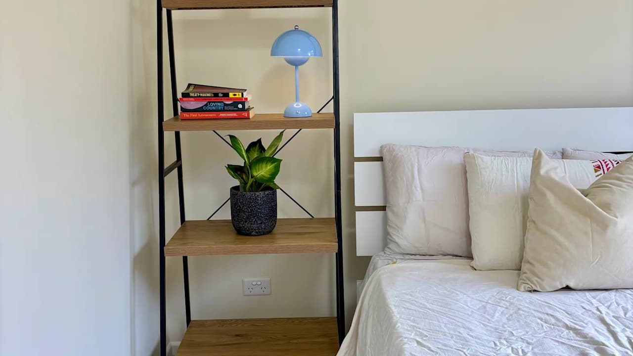 Room in a share house