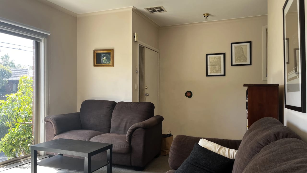 Unfurnished room in a share house