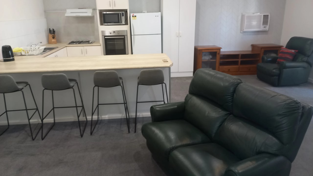 Whole property with 2 rooms for rent