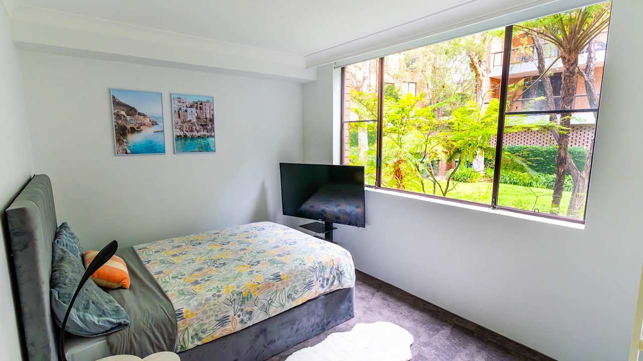 Furnished room with own bathroom