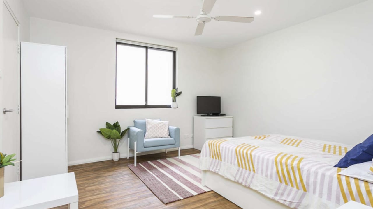 Room studio flat for rent