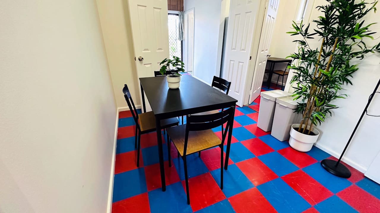 Furnished room in a share house