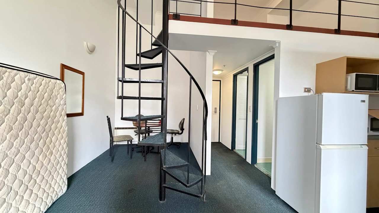 Whole property with 2 rooms for rent