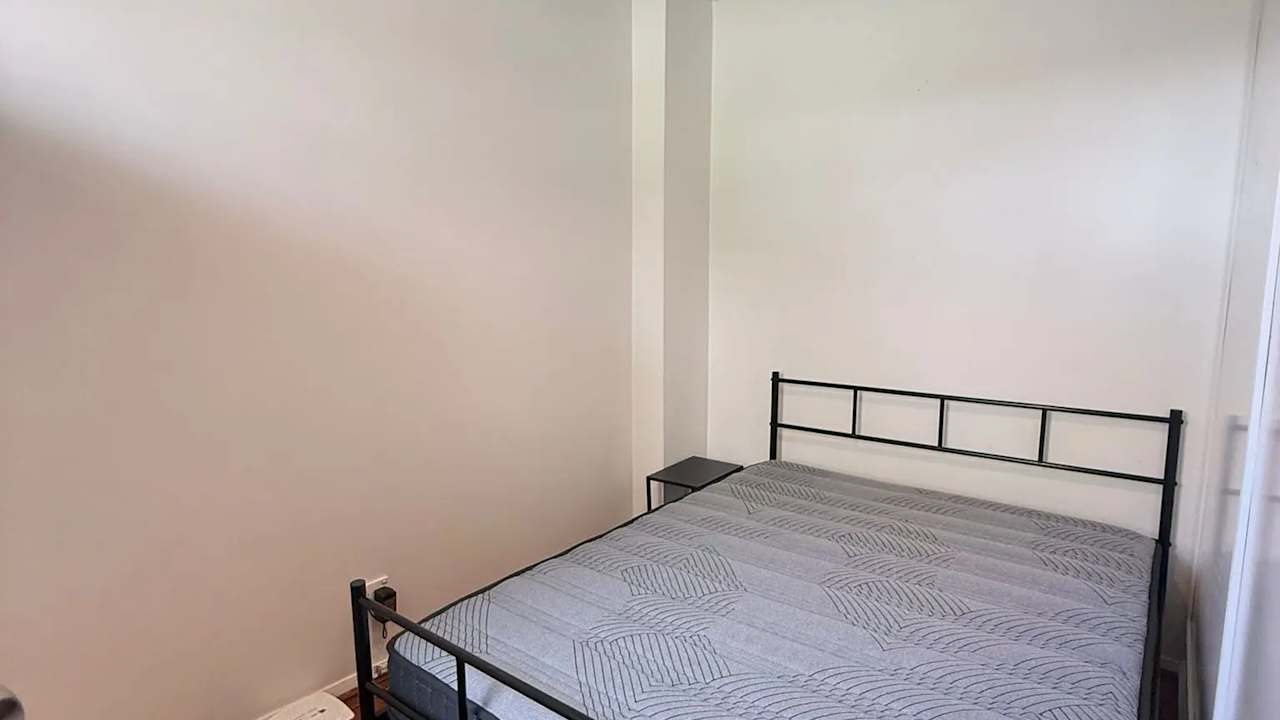 Furnished room in a flatshare