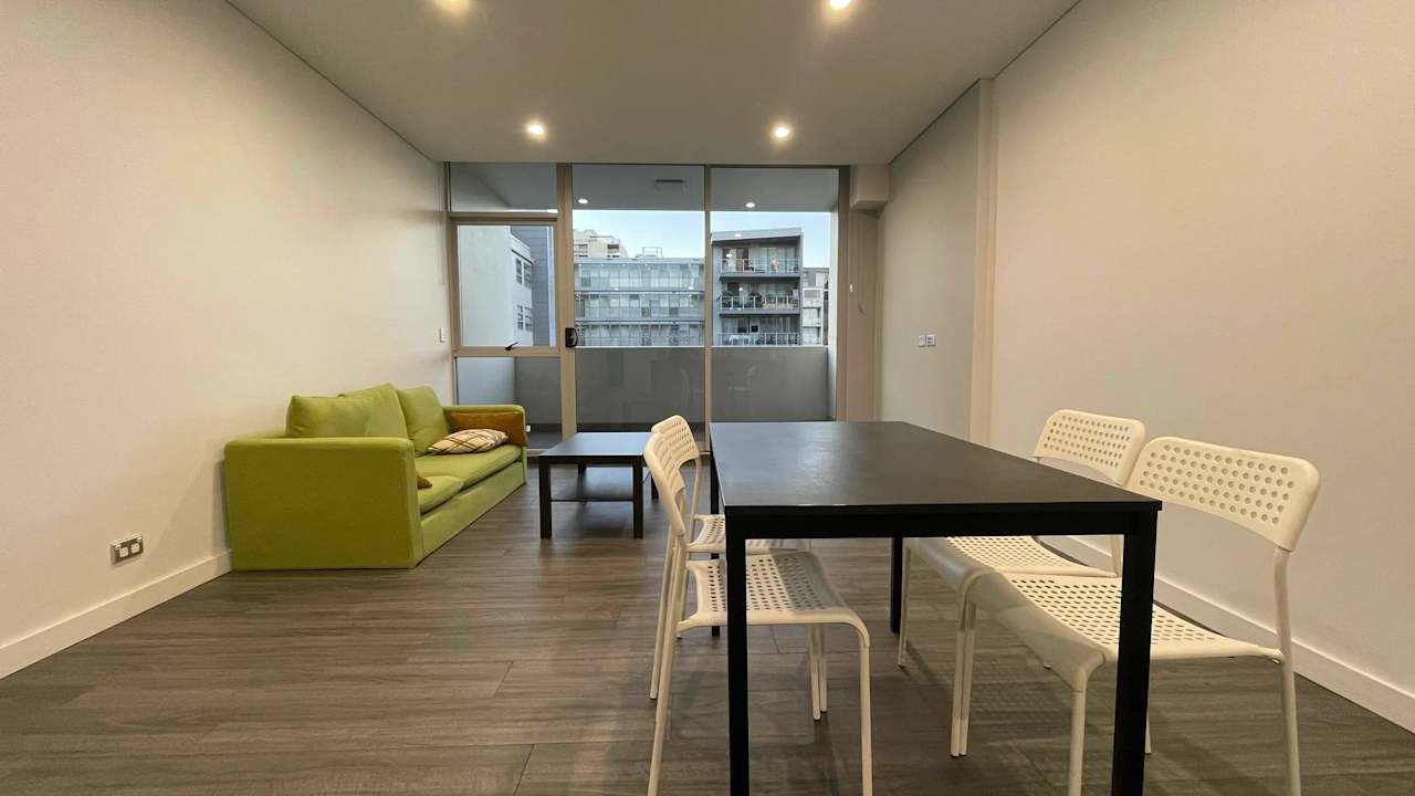 Furnished room with own bathroom