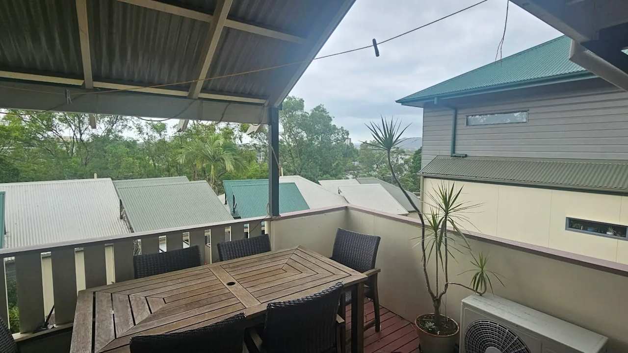 Room with ensuite in a flatshare