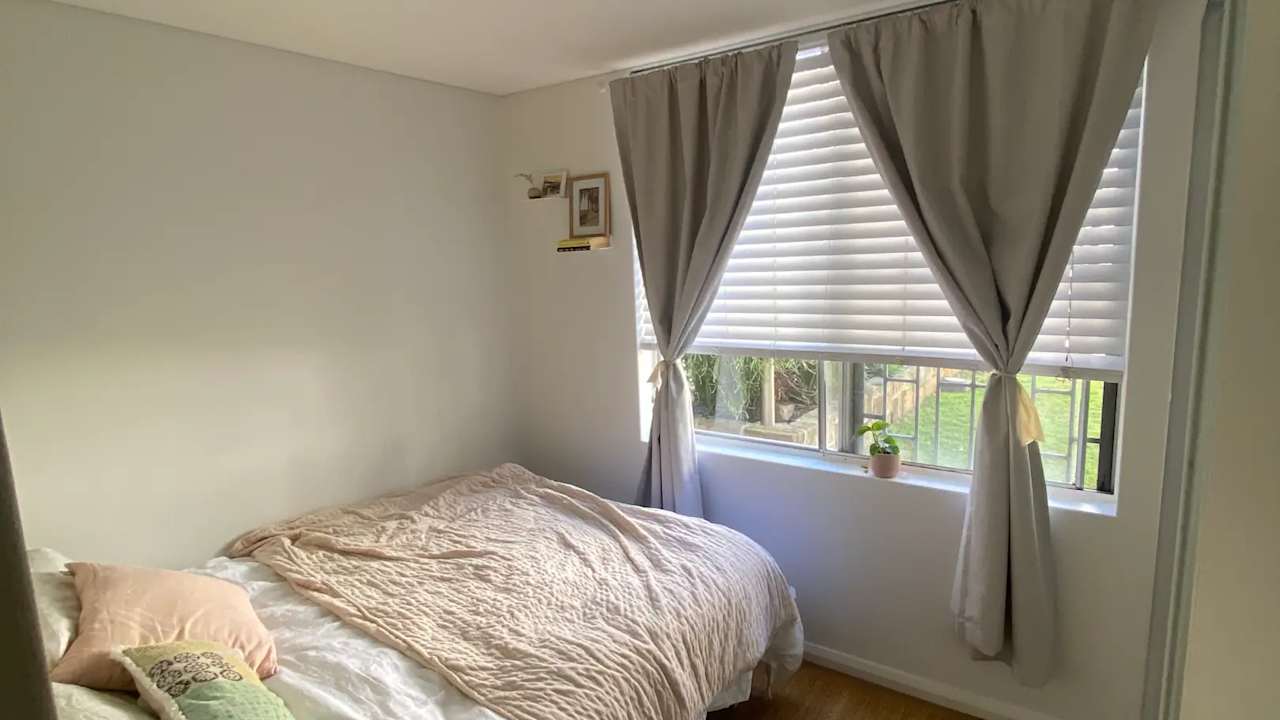 Unfurnished room in a flatshare