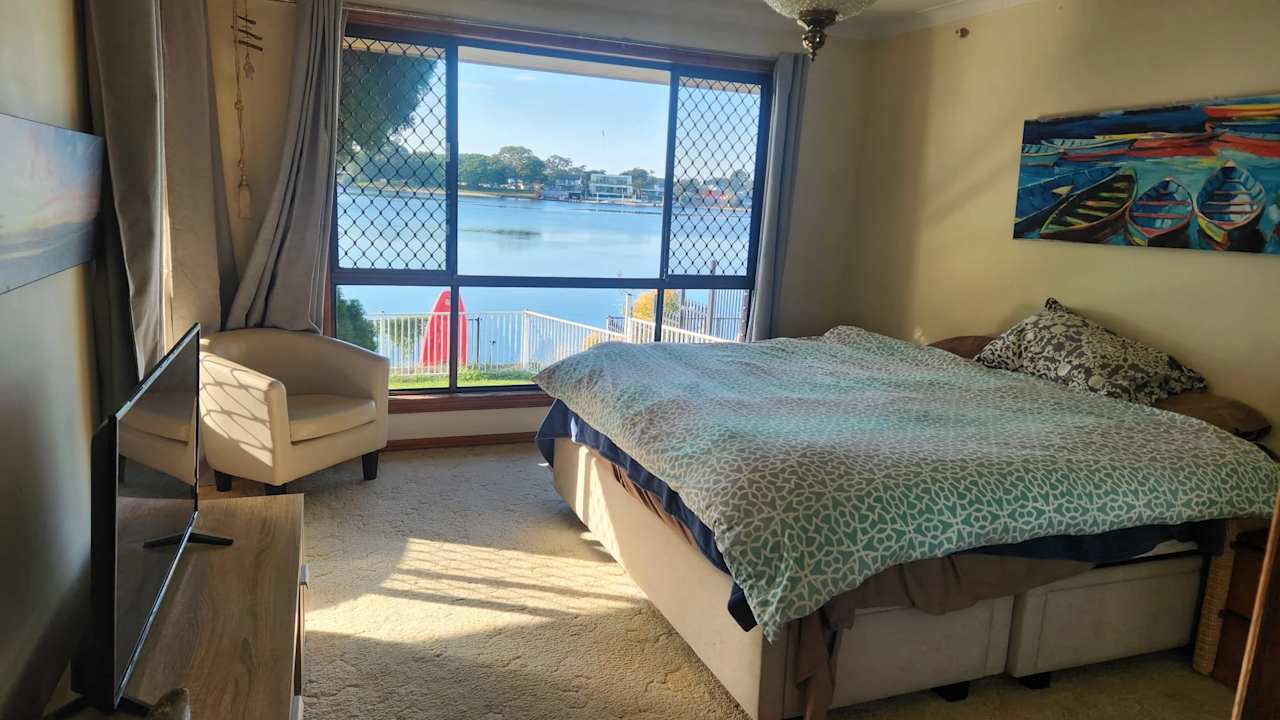 Furnished room with ensuite in a share house