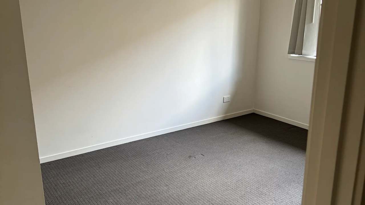 Unfurnished room in a share house
