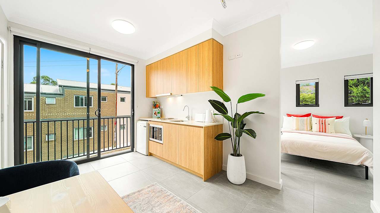 Room studio flat for rent