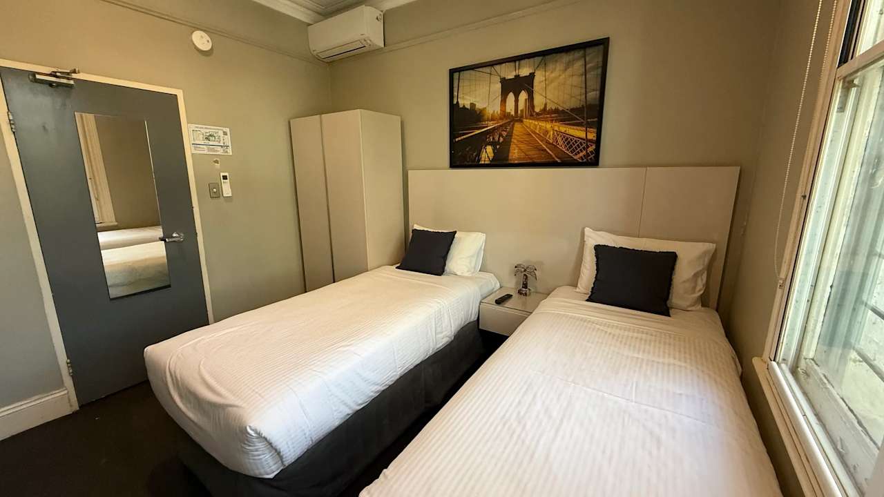 Furnished room studio flat for rent