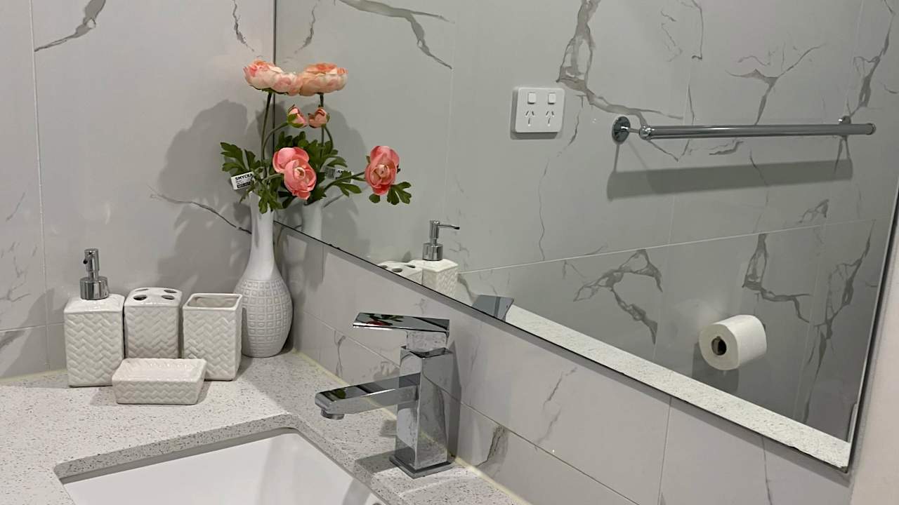 Furnished room with own bathroom