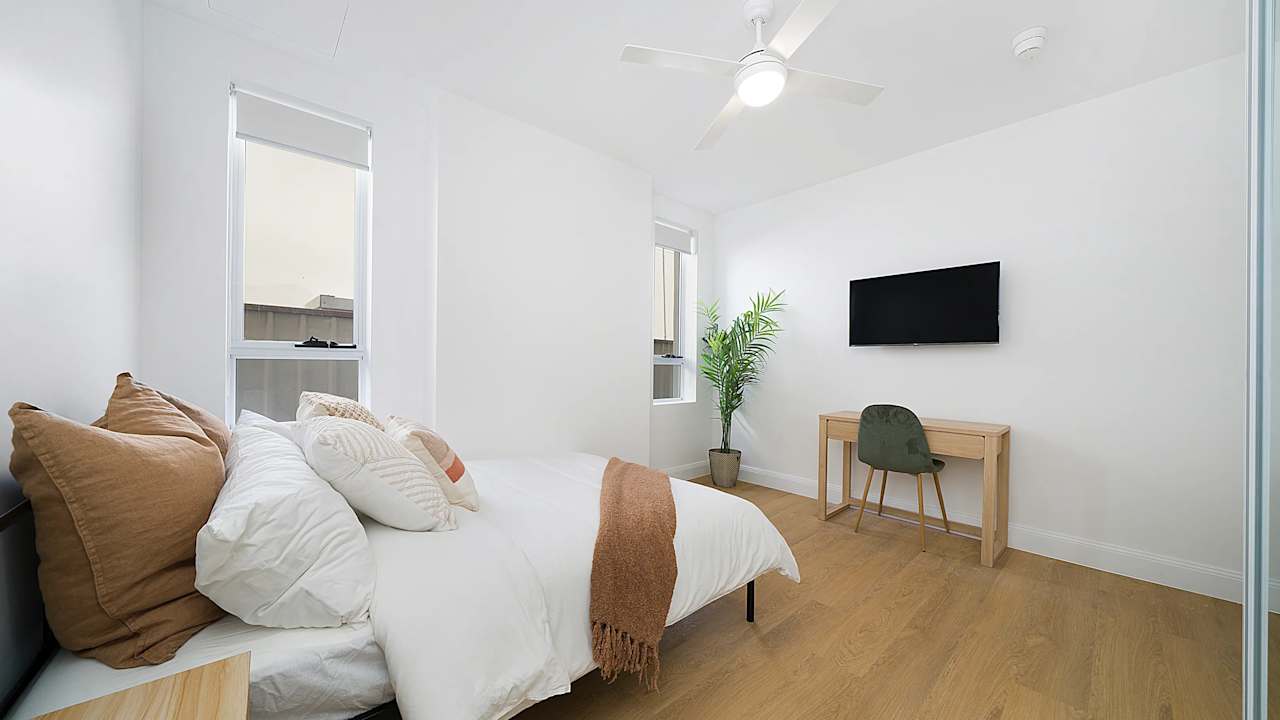 Room in a share house