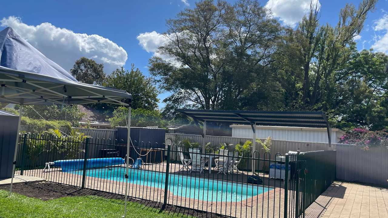 Room in a share house