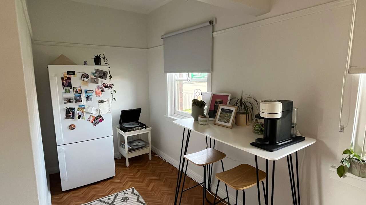 Whole property with 2 rooms for rent