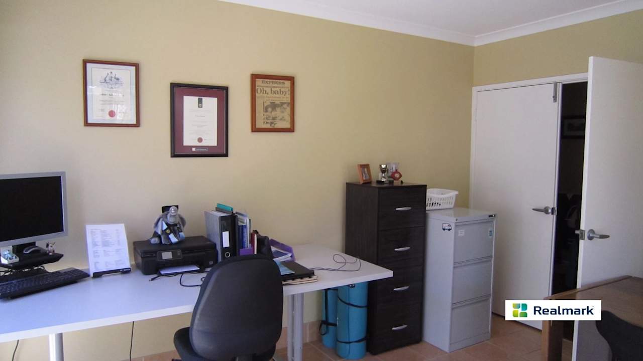 Room in a share house