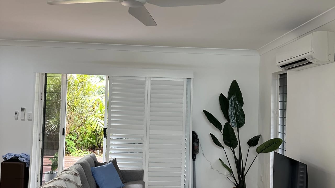 Whole property with 3 rooms for rent