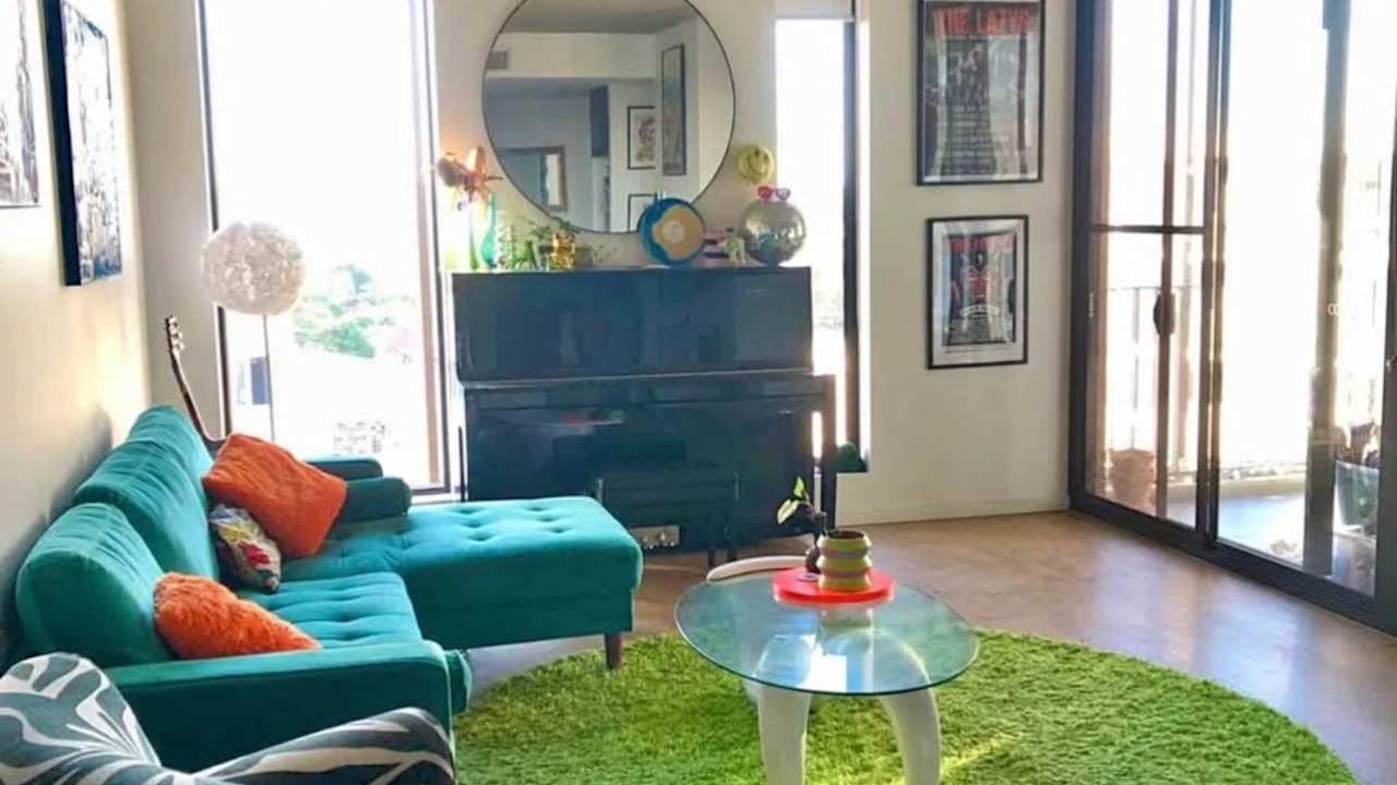Furnished room with ensuite in a flatshare