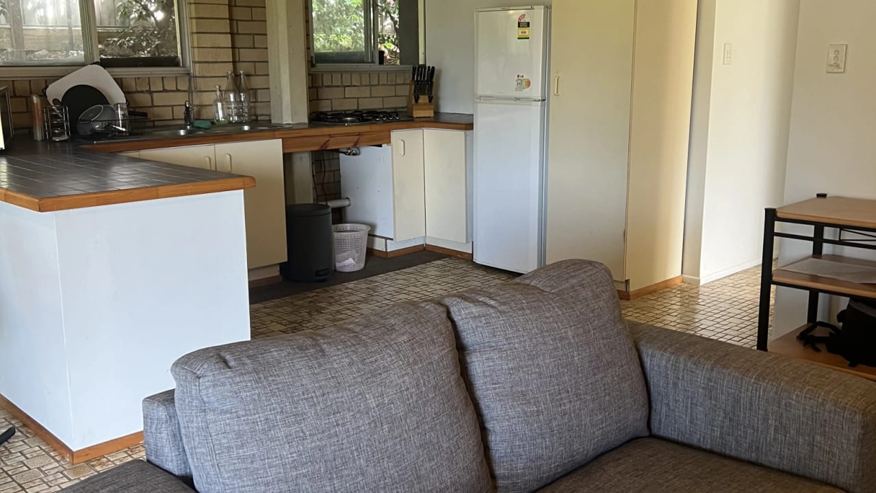 Furnished room in a share house