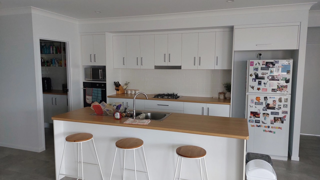 Furnished room in a share house